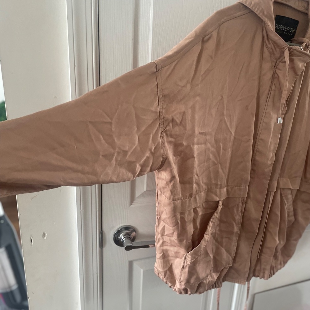 Women's Jacket - Picture 7 of 11